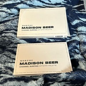 Morphe Madison Beer Channel Surfing Artistry Palette